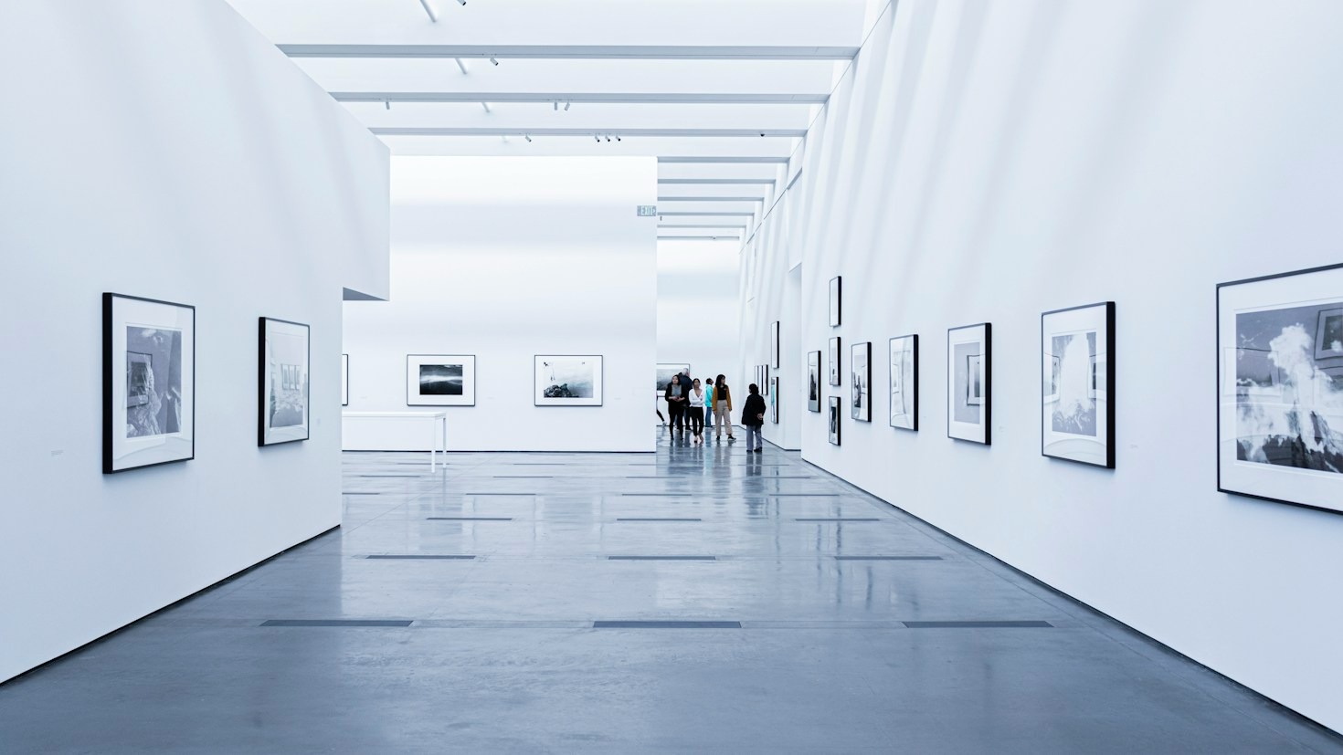 Behind the Shutter: Crafting Meaningful Visual Narratives